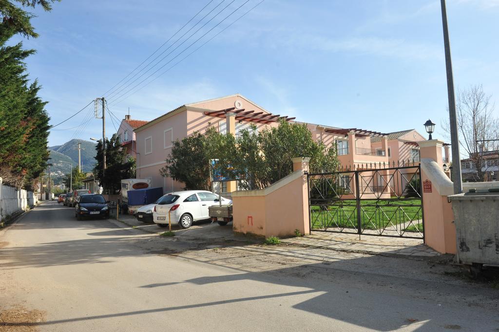 Dream Vacation Apartment Akharavi Extérieur photo